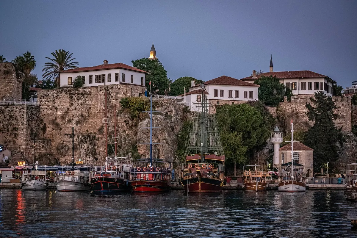 Alanya's harbour and the Red Tower