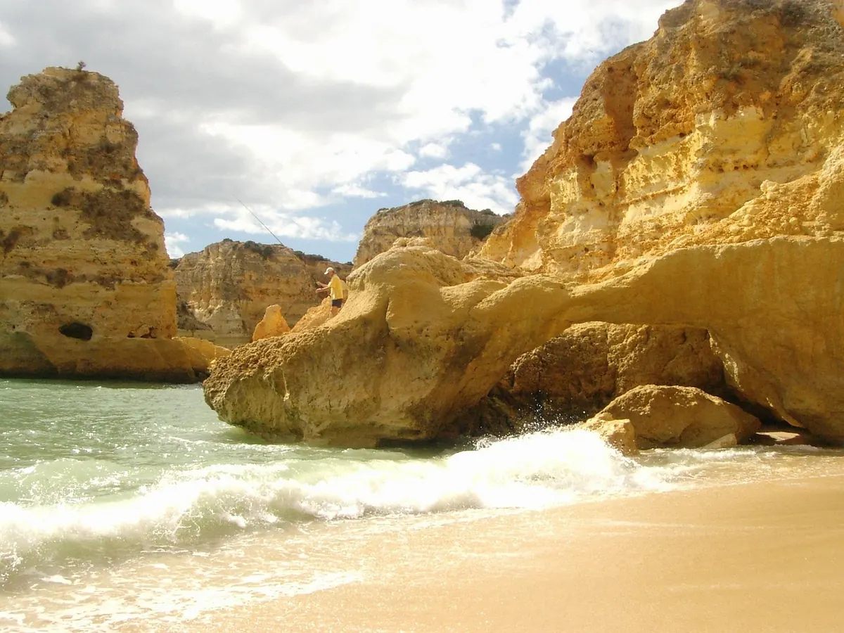 Praia da Marinha on the Seven Hanging Valleys Trail