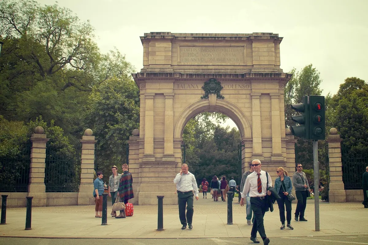 Fusiliers' Arch at the entrance to St Stephen's Green