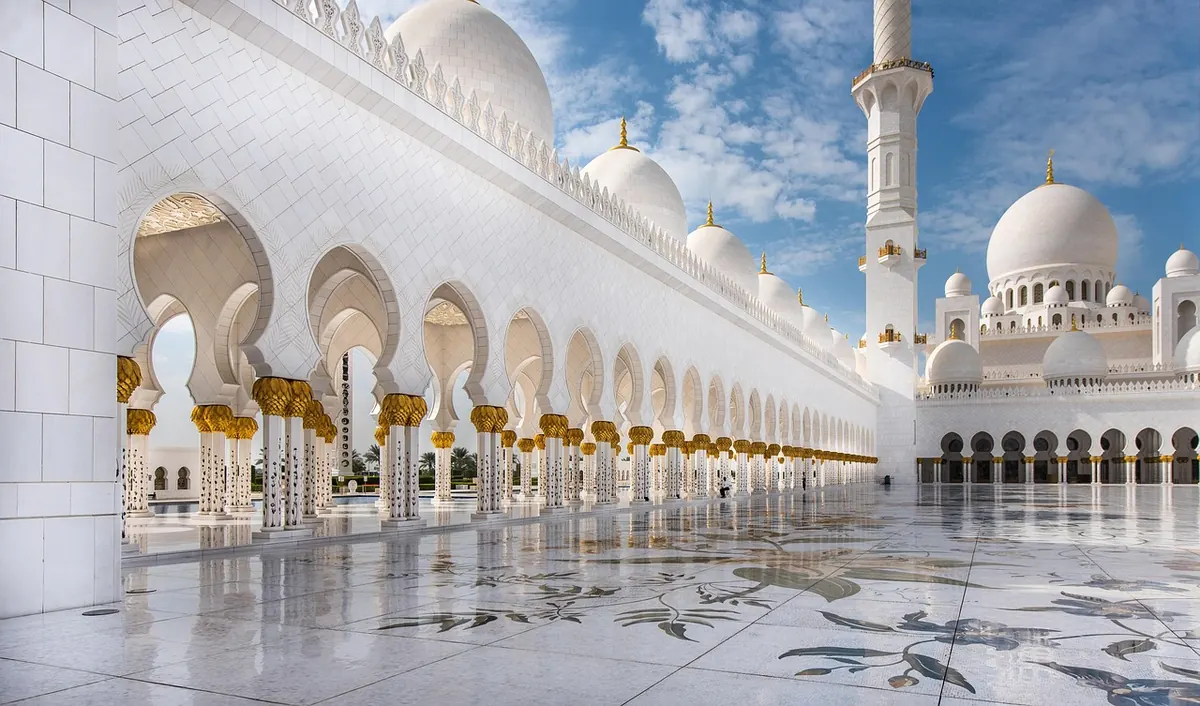 Sheikh Zayed Grand Mosque in Abu Dhabi