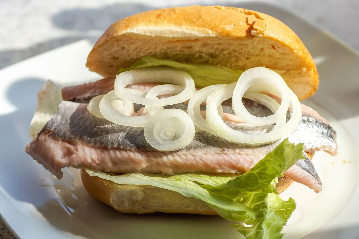 A Hamburg herring sandwich (Matjesbrötchen)