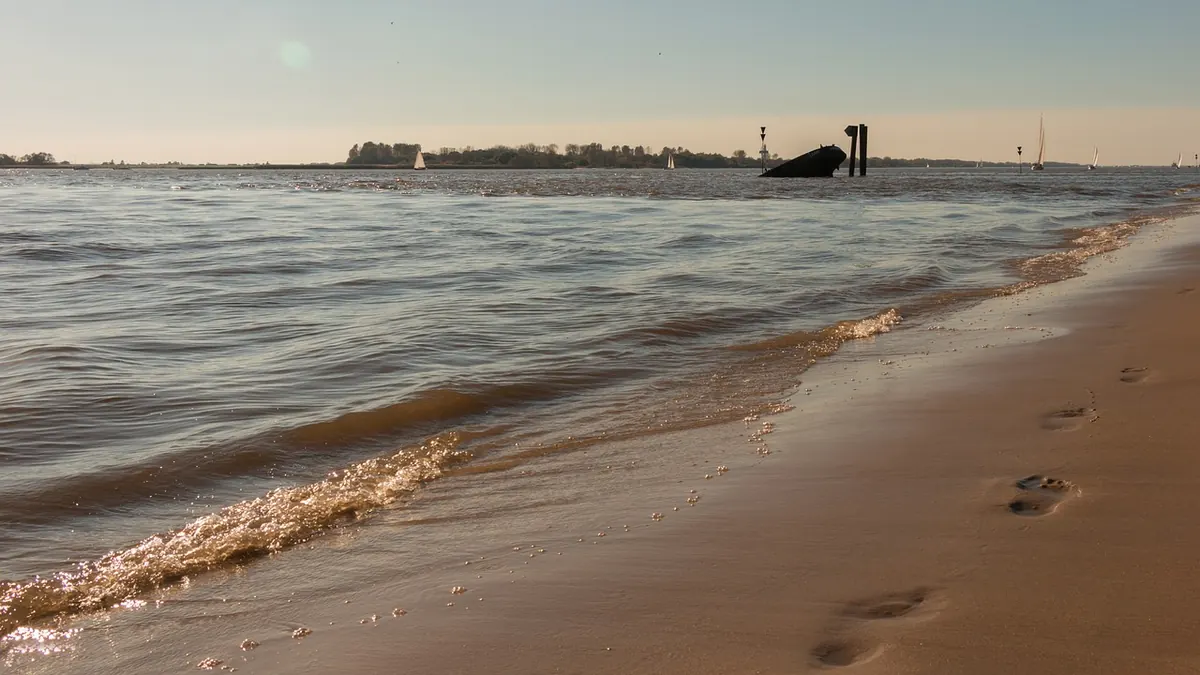 The Elbe beach at Blankenese