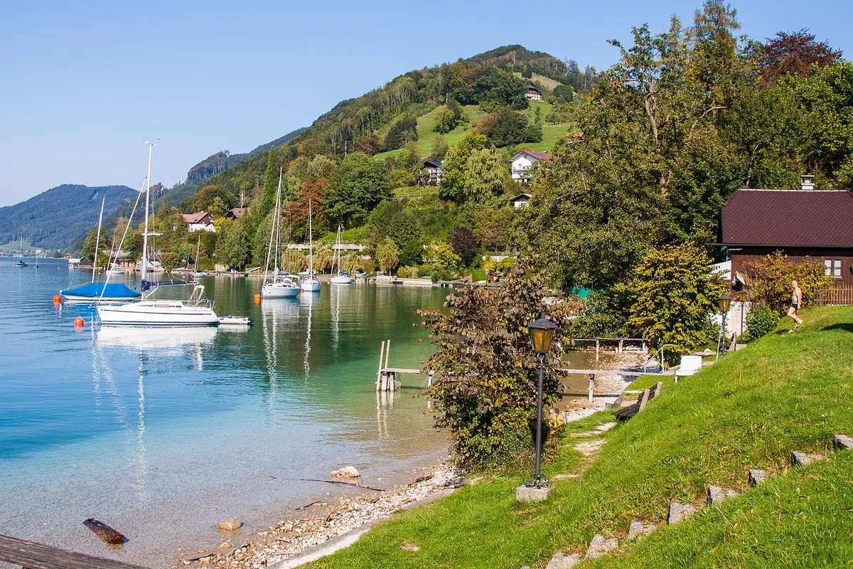 Sailing boats on the Attersee