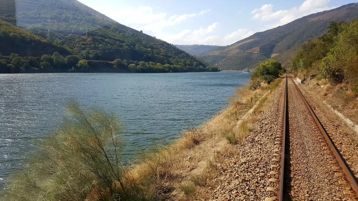 A railway line beside the river in the Douro Valley