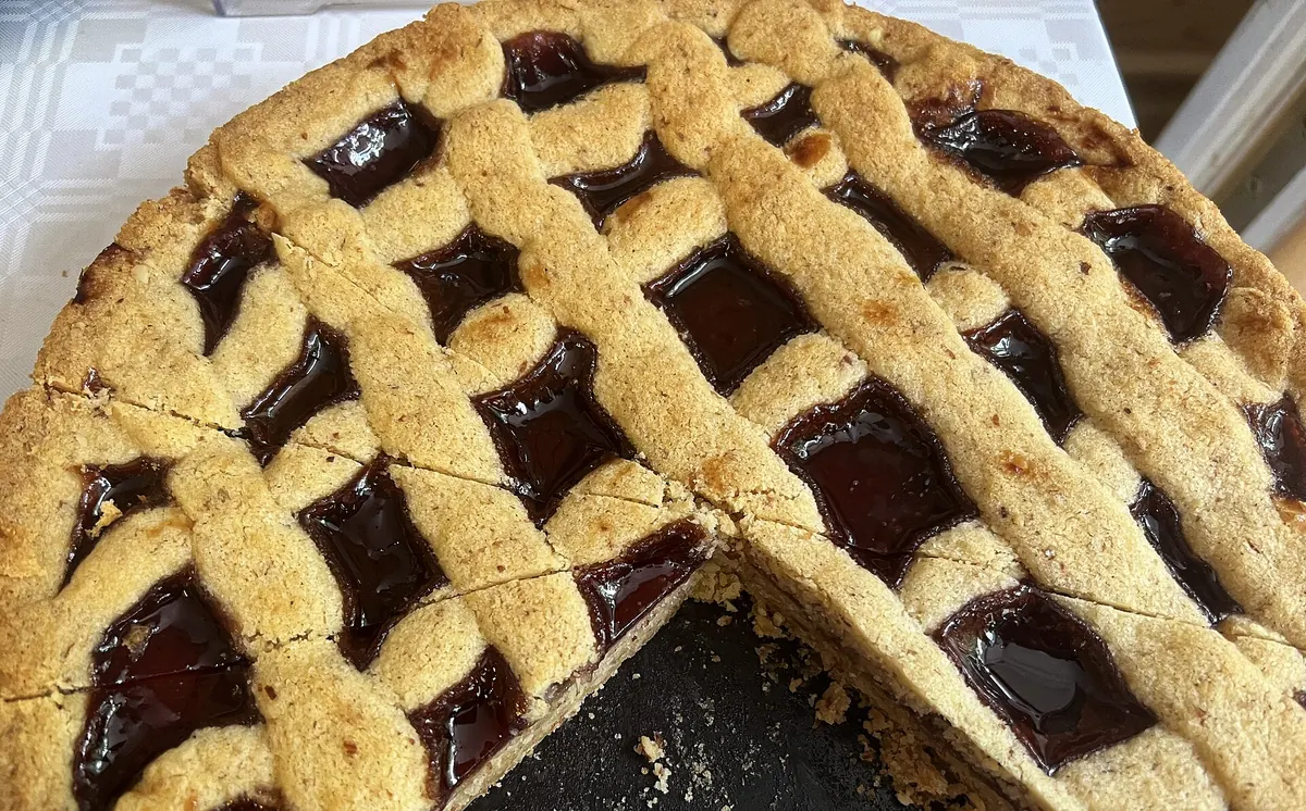 A Linzer Torte with its lattice top