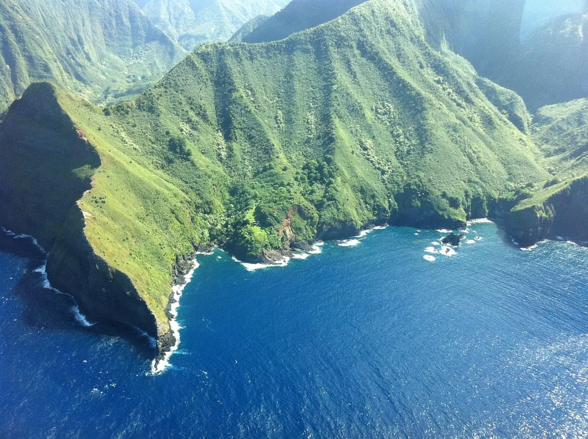 The sea cliffs of Molokai
