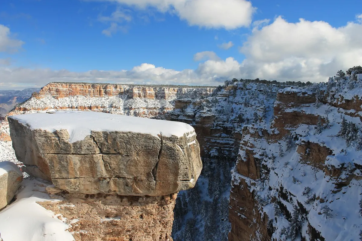 Snow at the Grand Canyon's South Rim