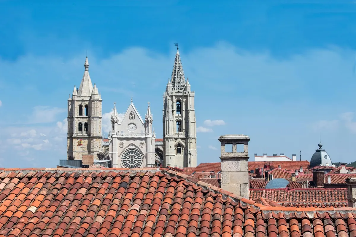 León Cathedral above the rooftops