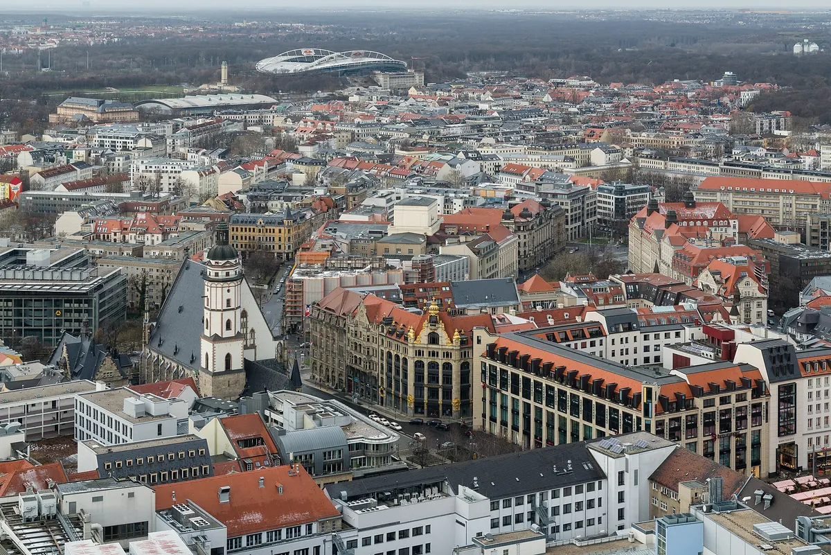 Leipzig's city centre with St Thomas Church
