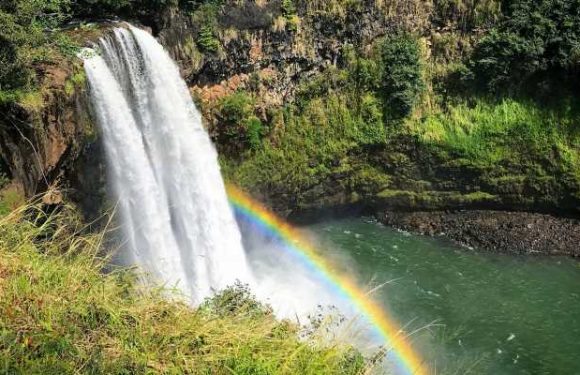 Kauai businesses, reliant on tourists, struggle under confusing coronavirus travel rules
