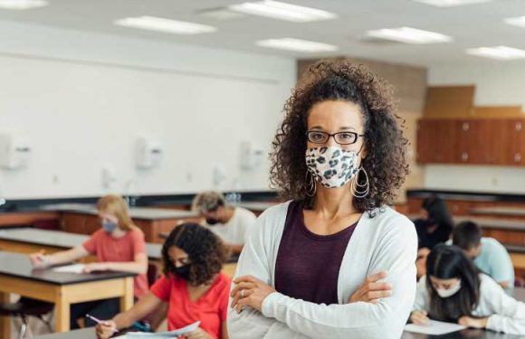Olay Wants to Help Science Teachers With This Epic Skincare-themed Experiment