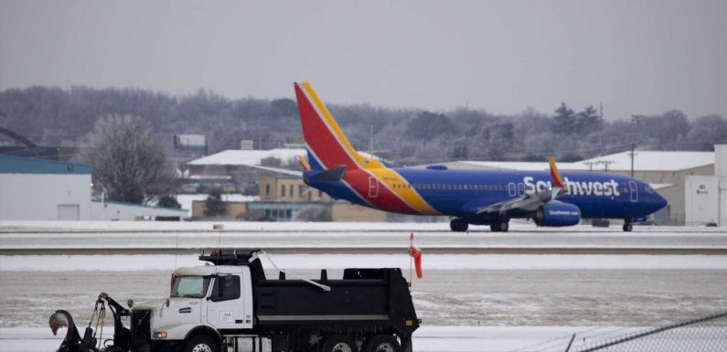 Winter storm: 2,500-plus flights canceled; Austin airport reopens as Delta extends waivers