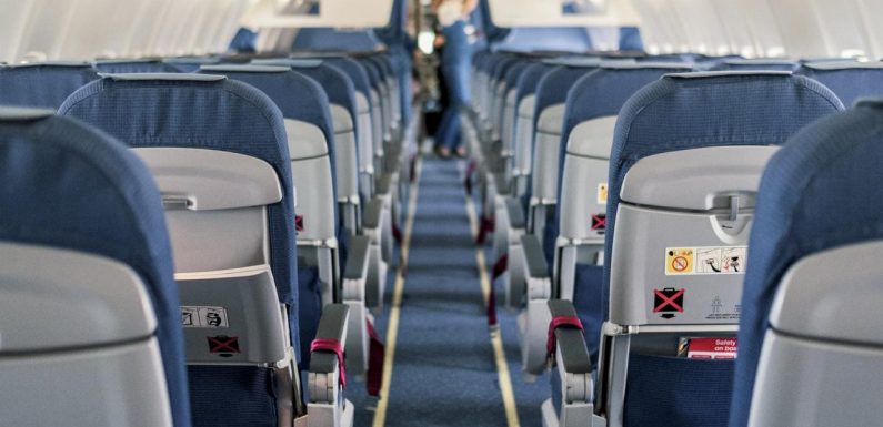 Why you should always pick this plane seat
