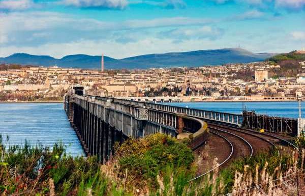 How Dundee went from ‘Scumdee’ to cultural heavyweight #hometowns