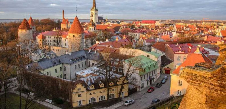 Estonia Lifts Quarantine for Vaccinated Travelers