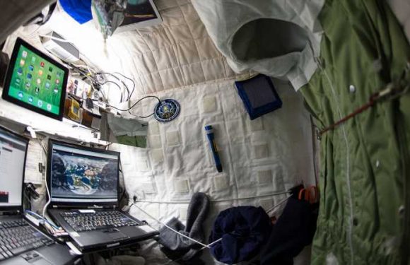 What It's Really Like to Sleep in Space, According to a Former Astronaut Who Spent 520 Nights Doing It