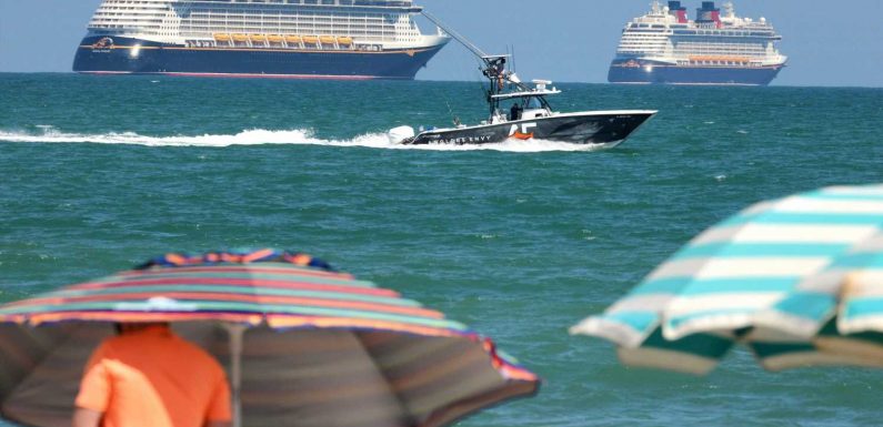 US Travel Association calls for CDC to lift restrictions on cruise industry, allow sailing to resume