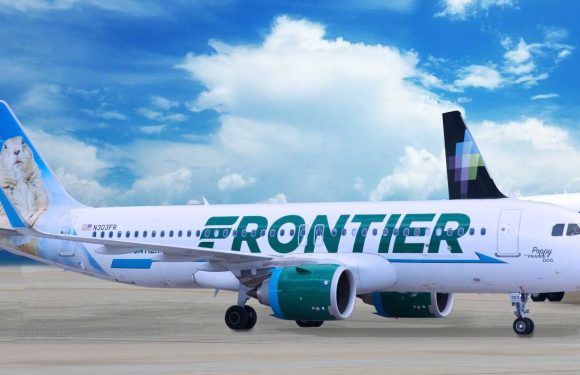 Frontier Airlines accused of anti-Semitism after canceling flight over mask controversy