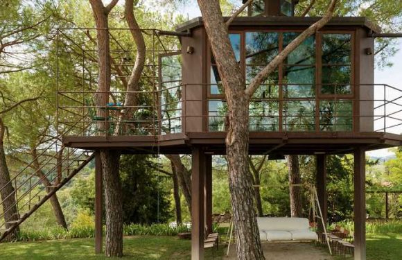 This Tree House Airbnb in Italy Has a Pool and Tennis Court — and It’s Not Far From the Heart of Florence