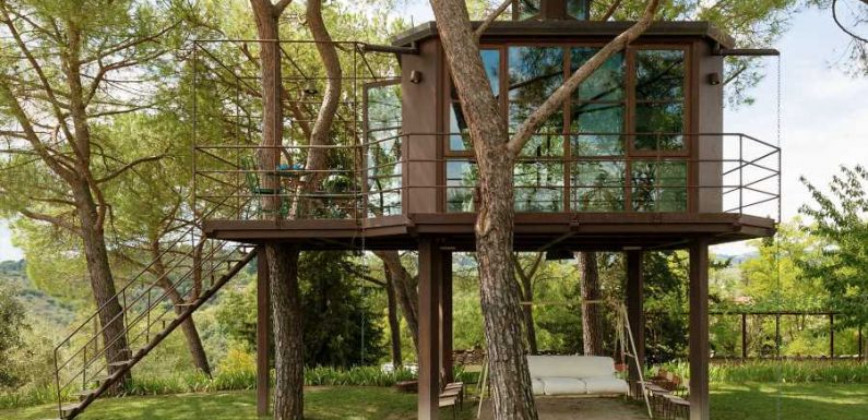 This Tree House Airbnb in Italy Has a Pool and Tennis Court — and It’s Not Far From the Heart of Florence