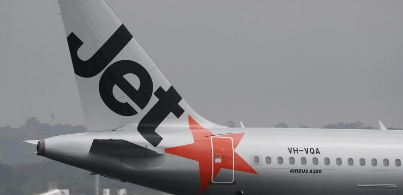 Jetstar slashes trans-Tasman and domestic flight prices in flash sale