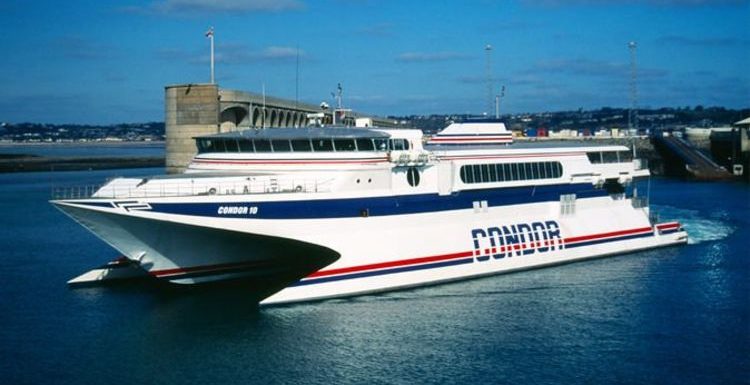 Ferries blocked between Jersey and Guernsey amid fishing row