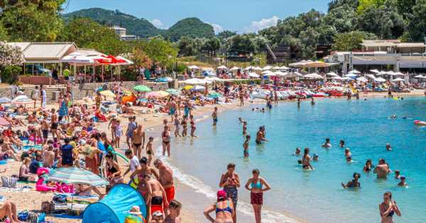 Holiday police to ‘knock on doors’ to enforce quarantine when brits return home