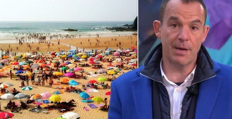 Martin Lewis shares his three crucial ‘protection’ tips for booking a 2021 holiday