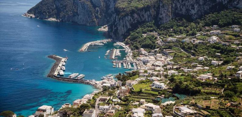 The Island of Capri Is Ready to Welcome Tourists Back After Vaccinating 80% of Residents