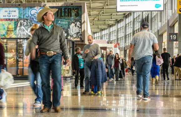 American raises competition with Southwest in Austin