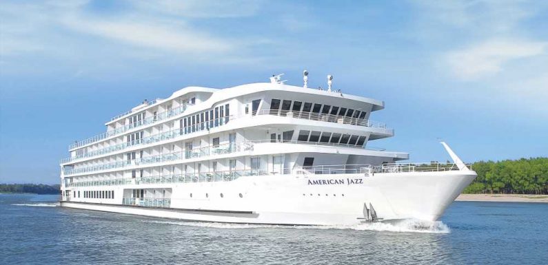 Cruise halted after riverboat got stuck on sandbar in Kentucky