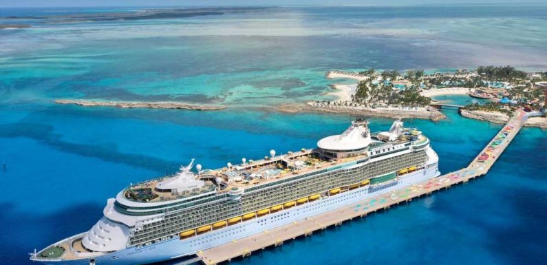 Royal Caribbean's Florida cruise in July will be different for unvaccinated passengers amid the state's vaccine passport ban. See the full list of restrictions.