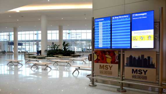 New Orleans airport open, but most flights are canceled