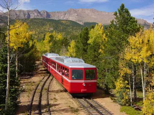 5 scenic Colorado train trips to see fall foliage