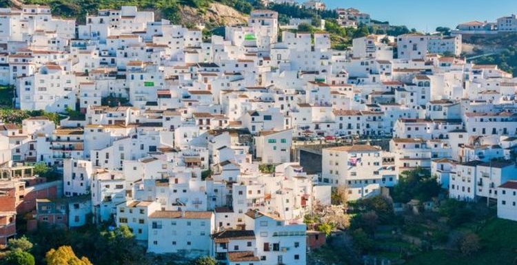 ‘Retired British expats are selling up’ – expert shares Costa del Sol trend as Brits leave