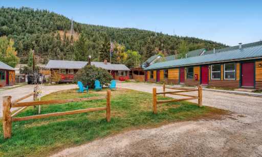 Loveland Ski Area leases Idaho Springs motel for employee housing