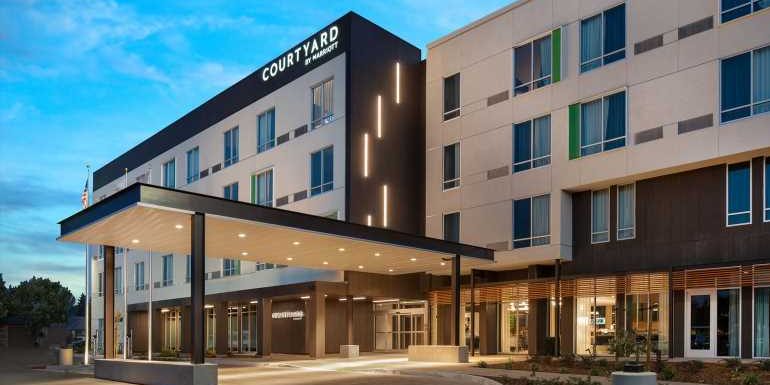 Courtyard by Marriott gets a new look