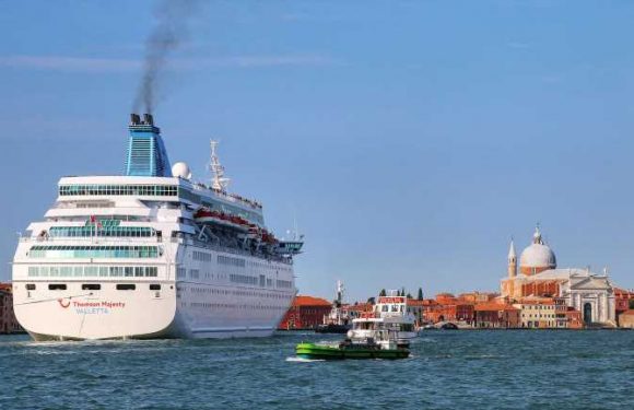 Italy paying cruise lines compensation for Venice large-ship ban