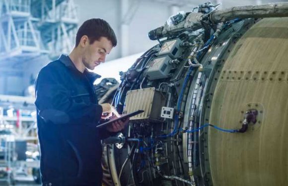 Aircraft mechanic shortage could hamper airline operations