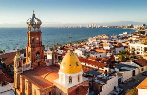 Holidays to Mexico are back after Government cuts travel red list – visit Puerto Vallarta