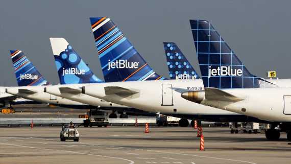 JetBlue launches sustainability program for corporate customers