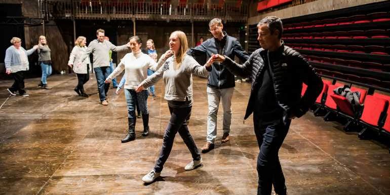 Shakespeare performances coming to Cunard's Queen Mary 2
