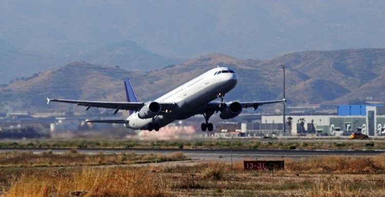 Spain airport ‘chaos’ as flights delayed for hours in top tourist destination