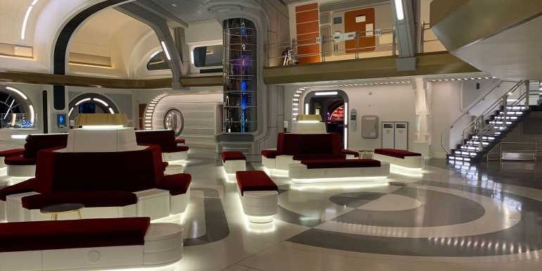 Disney sends Star Wars hotel guests to another dimension