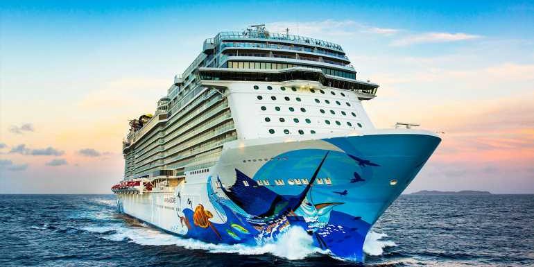 After getting stuck, Norwegian Escape will get hull repairs: Travel Weekly