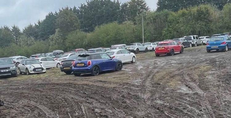 ‘It beggars belief’ Holidaymakers feared cars stolen after ‘400’ dumped in muddy field