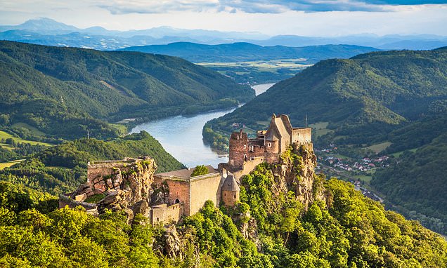 Meet your favourite authors on a superb cruise of the Danube