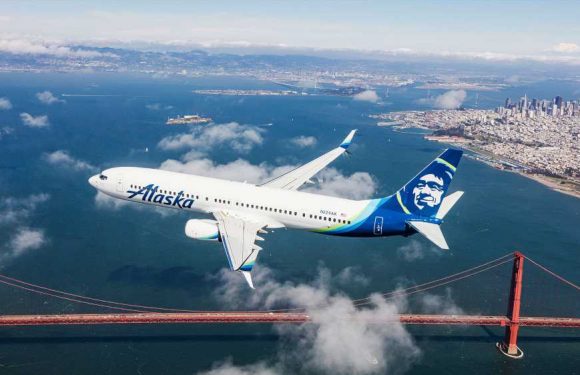 Alaska Airlines pilots authorize strike over scheduling and other issues: Travel Weekly