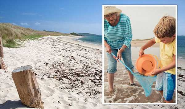 ‘Out of this world’ Beach in England named best as hot weather continues