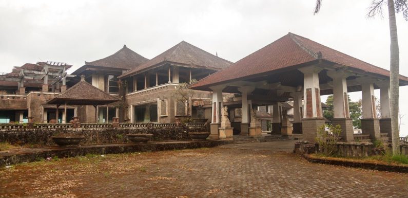 Inside Bali ‘ghost palace’ where tourists see figures and tropical air goes cold